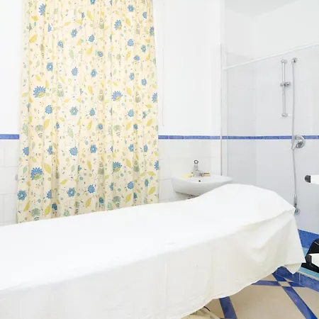 Flora Wellness & Beauty Hotel Isquia