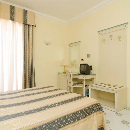 Flora Wellness & Beauty Hotel