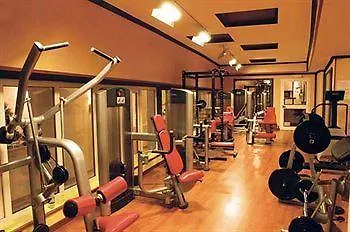 Flora Wellness & Beauty فندق ايسكيا