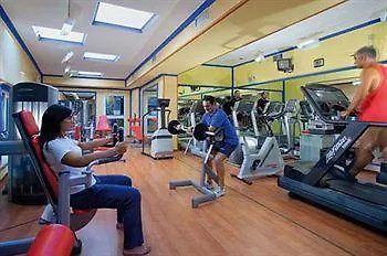 فندق Flora Wellness & Beauty